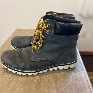 Timberland Men's Charcoal Leather Lace-Up Boots with Yellow Laces